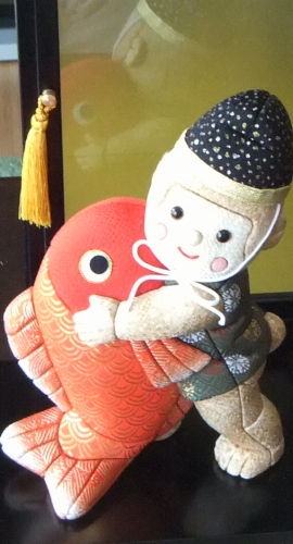 ᡼ 9